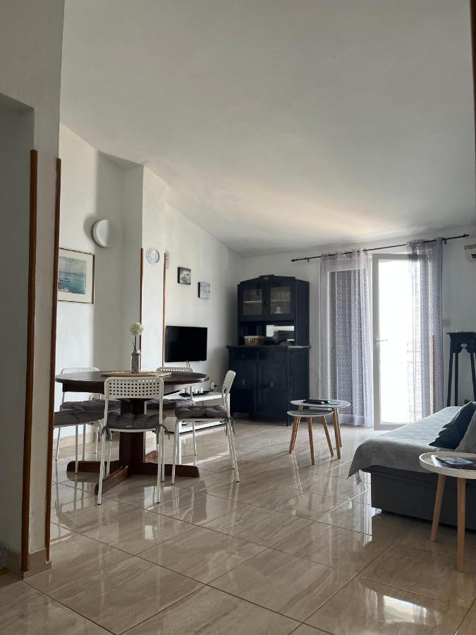 Apartman Gabrijel Podgora Zewnętrze zdjęcie